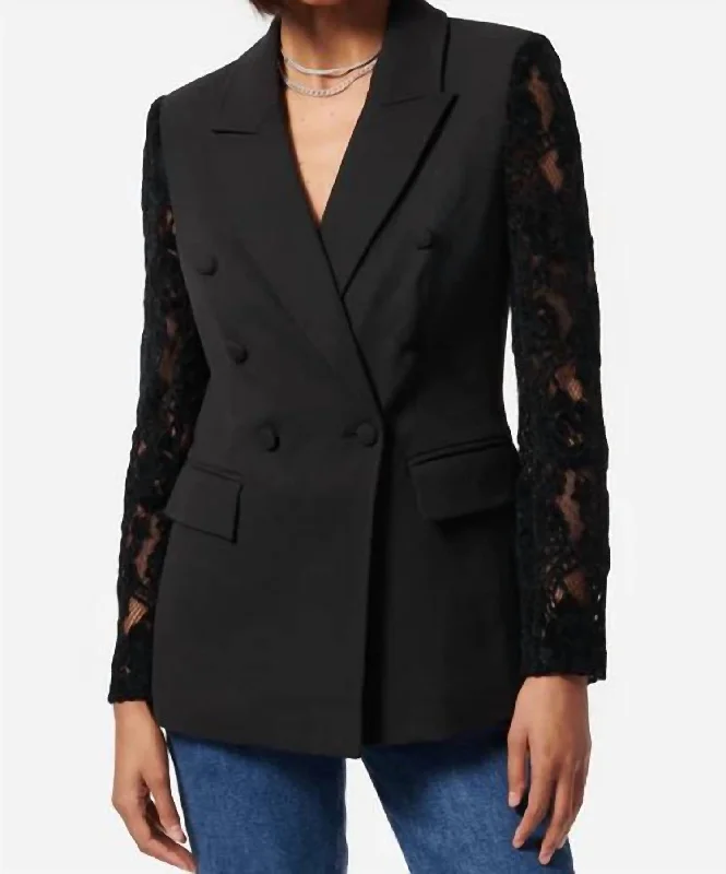 Lucero Blazer In Black Buttoned Women’s Blazer